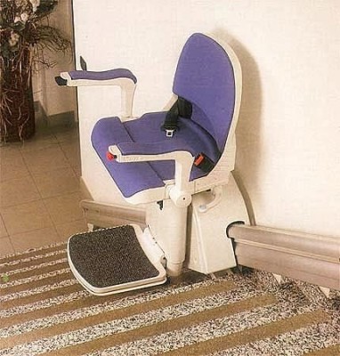 stair-lifts-for-the-disabled-146111.jpg